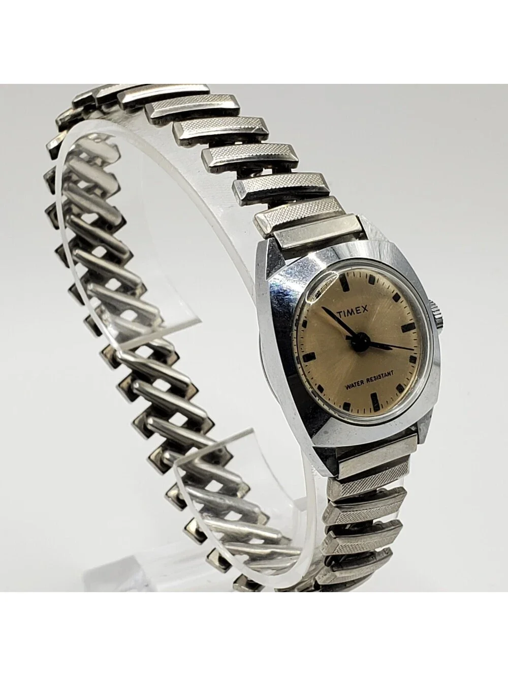 Vintage Timex Marlin Womens 23mm Mechanical Watch For Parts Or Repair